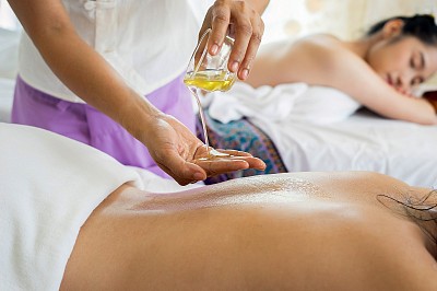 SWEDISH MASSAGE 299 per/hr minimum 2hrs with free ventosa/cuppings